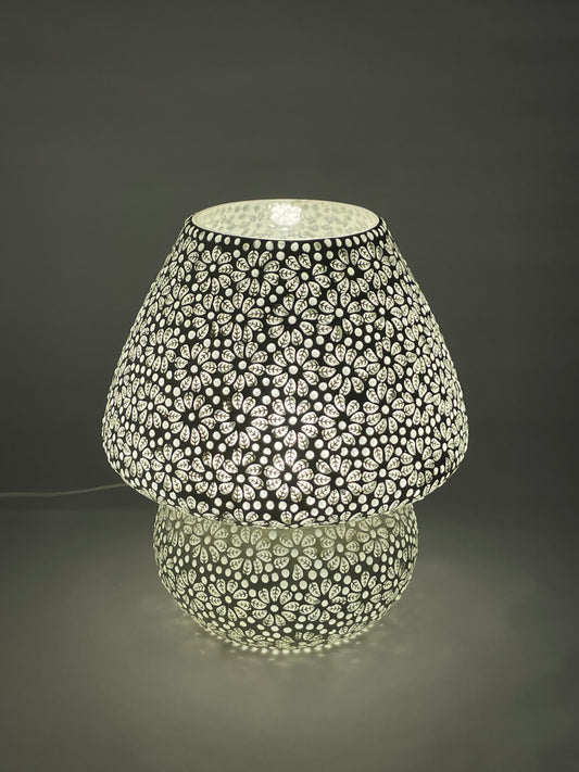 Handgefertigte Glasmosaik-Tischlampe White Daisy – Pilz