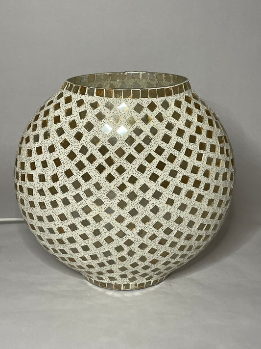 Handgefertigte Glasmosaik-Tischlampe Gold Reflection – Oval