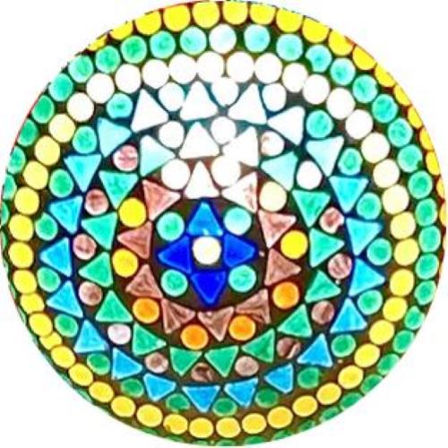 Handgefertigte Glasmosaik-Tischlampe „Wheel Mandala“ – Pilzform, E27-Fassung