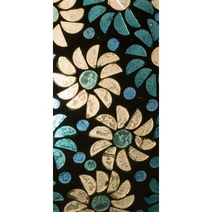 Handgefertigte Glasmosaik-Tischlampe „Light Blue Daisy“ – Oval