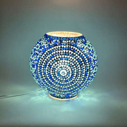 Handgefertigte Glasmosaik-Tischlampe „Blue Sauna“ – Oval