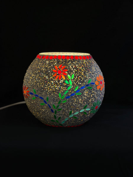 Handgefertigte Glasmosaik-Tischlampe „Floral Gray“ – Ovalform, E27-Fassung
