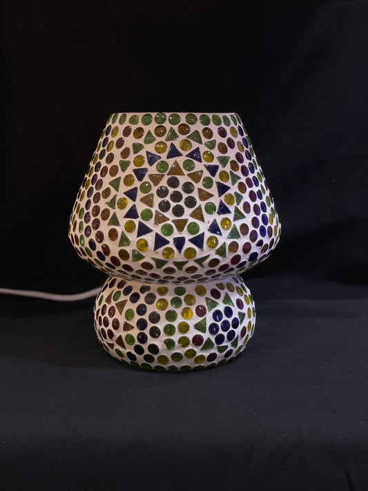 Handgefertigte Glasmosaik-Tischlampe „Wheel Mandala“ – Pilzform, E27-Fassung