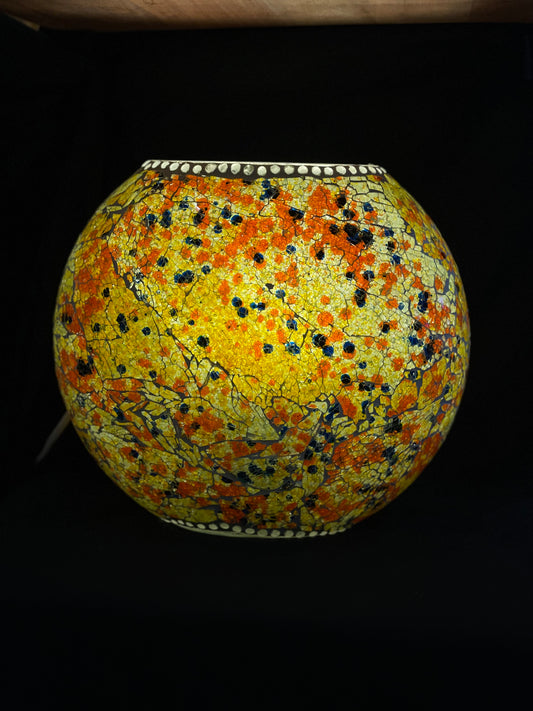 Handgefertigte Glasmosaik-Tischlampe „Mimosa Garden“ – Ovalform, E27-Fassung