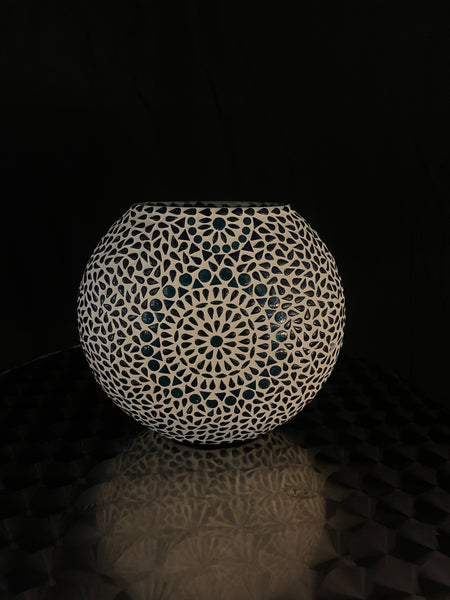 Handgefertigte Glasmosaik-Tischlampe „Blue Moon“ – Ovalform, E27-Fassung