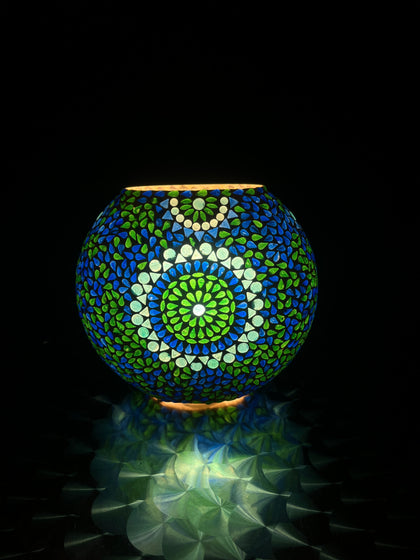 Handgefertigte Glasmosaik-Tischlampe „Blue Moon“ – Oval