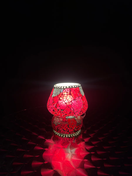 Handgefertigte Glasmosaik-Tischlampe „Vulcanic Eruption“ – Pilzform, E27-Fassung