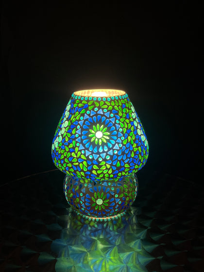 Handgefertigte Glasmosaik-Tischlampe „Blue Moon“ – Pilz
