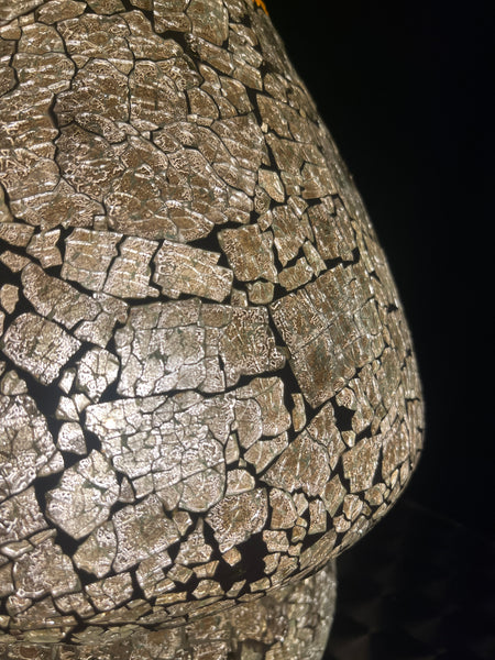 Handgefertigte Glasmosaik-Tischlampe „Glacial Gold“ – Pilzform, E27-Fassung