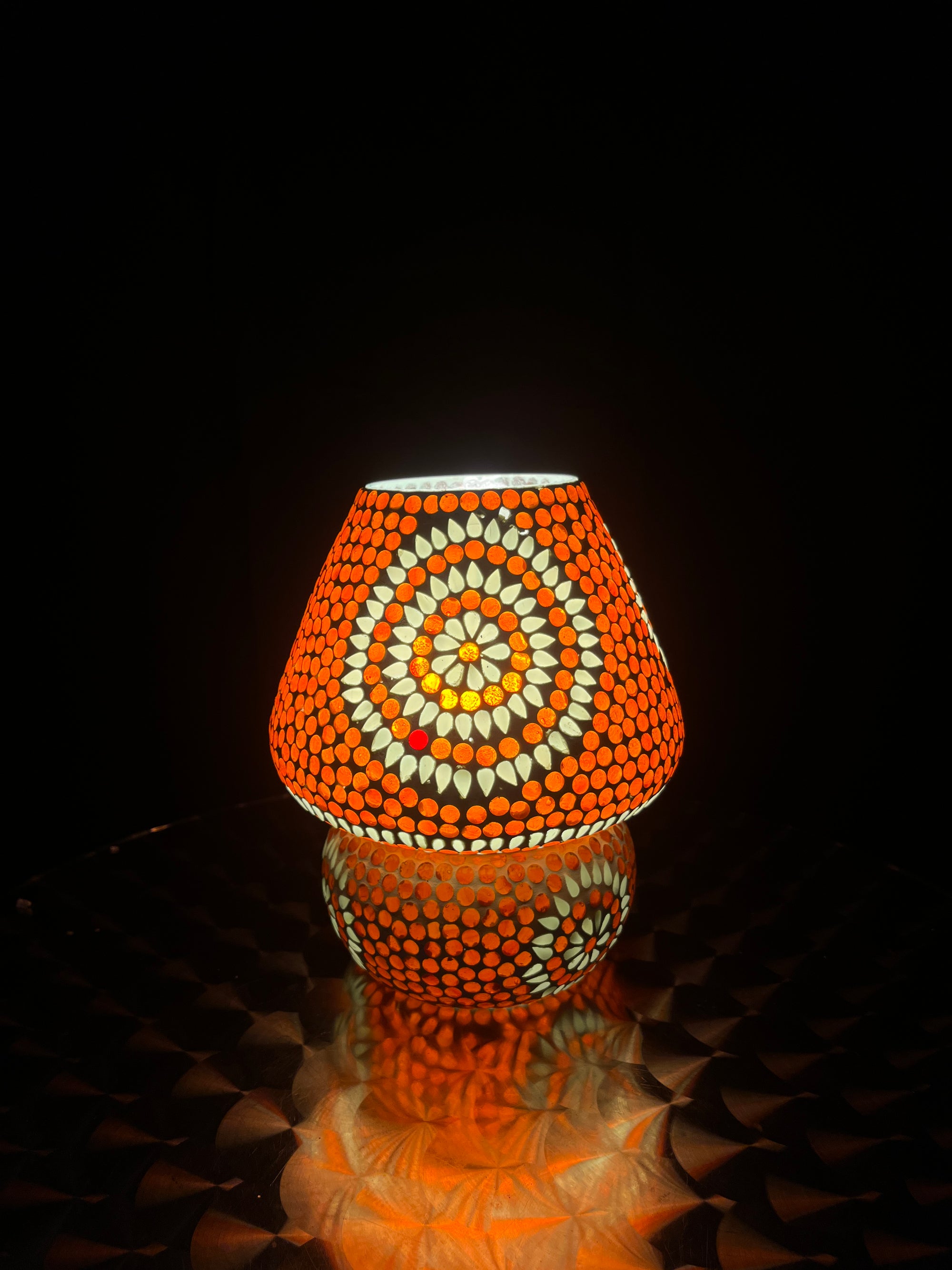 Handgefertigte Glasmosaik-Tischlampe „Sunset“ – Pilz