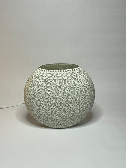 Handgefertigte Glasmosaik-Tischlampe White Daisy – Oval