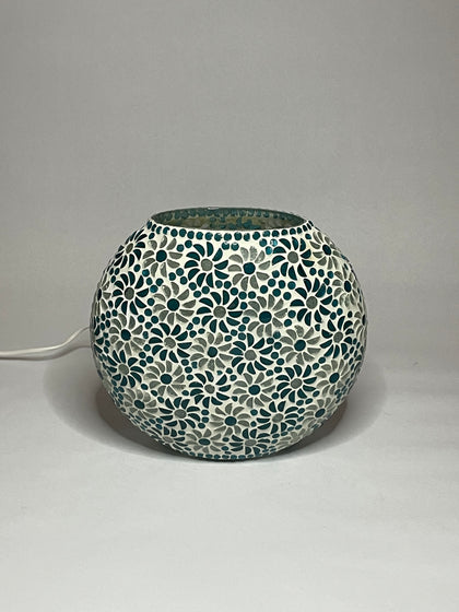 Handgefertigte Glasmosaik-Tischlampe Light Blue Daisy – Oval