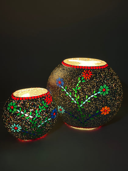 Handgefertigte Glasmosaik-Tischlampe Floral Gray – Oval