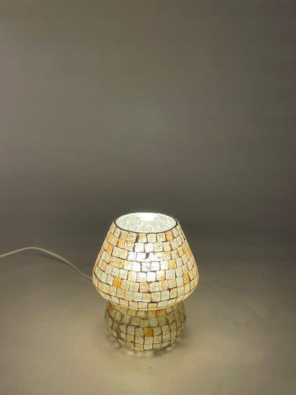 Handgefertigte Glasmosaik-Tischlampe Artist's Yellow – Pilz