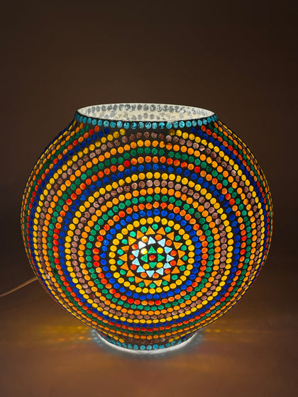 Handgefertigte Glasmosaik-Tischlampe Wheel Mandala – Oval
