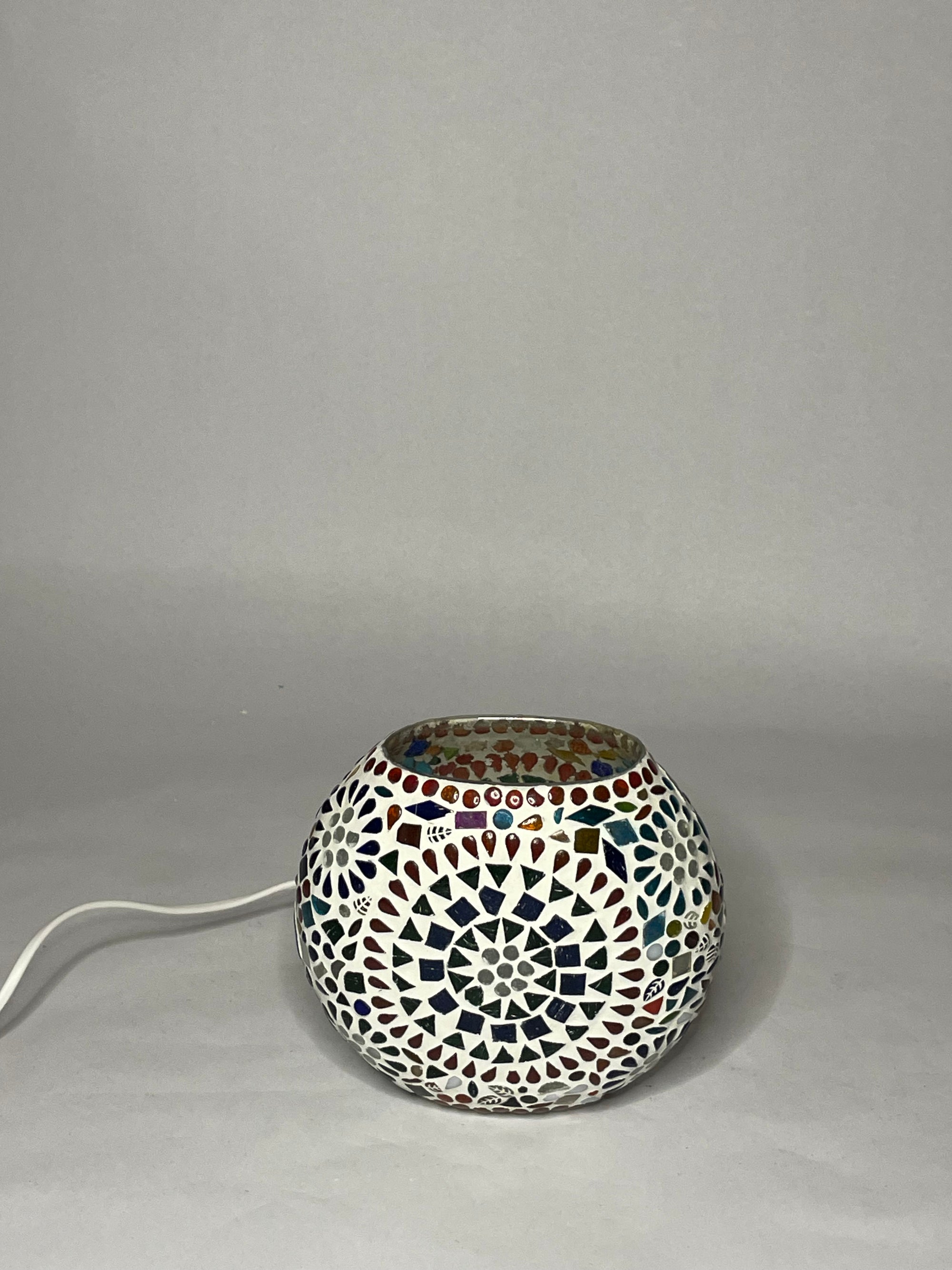 Handgefertigte Glasmosaik-Tischlampe Rainbow – Oval