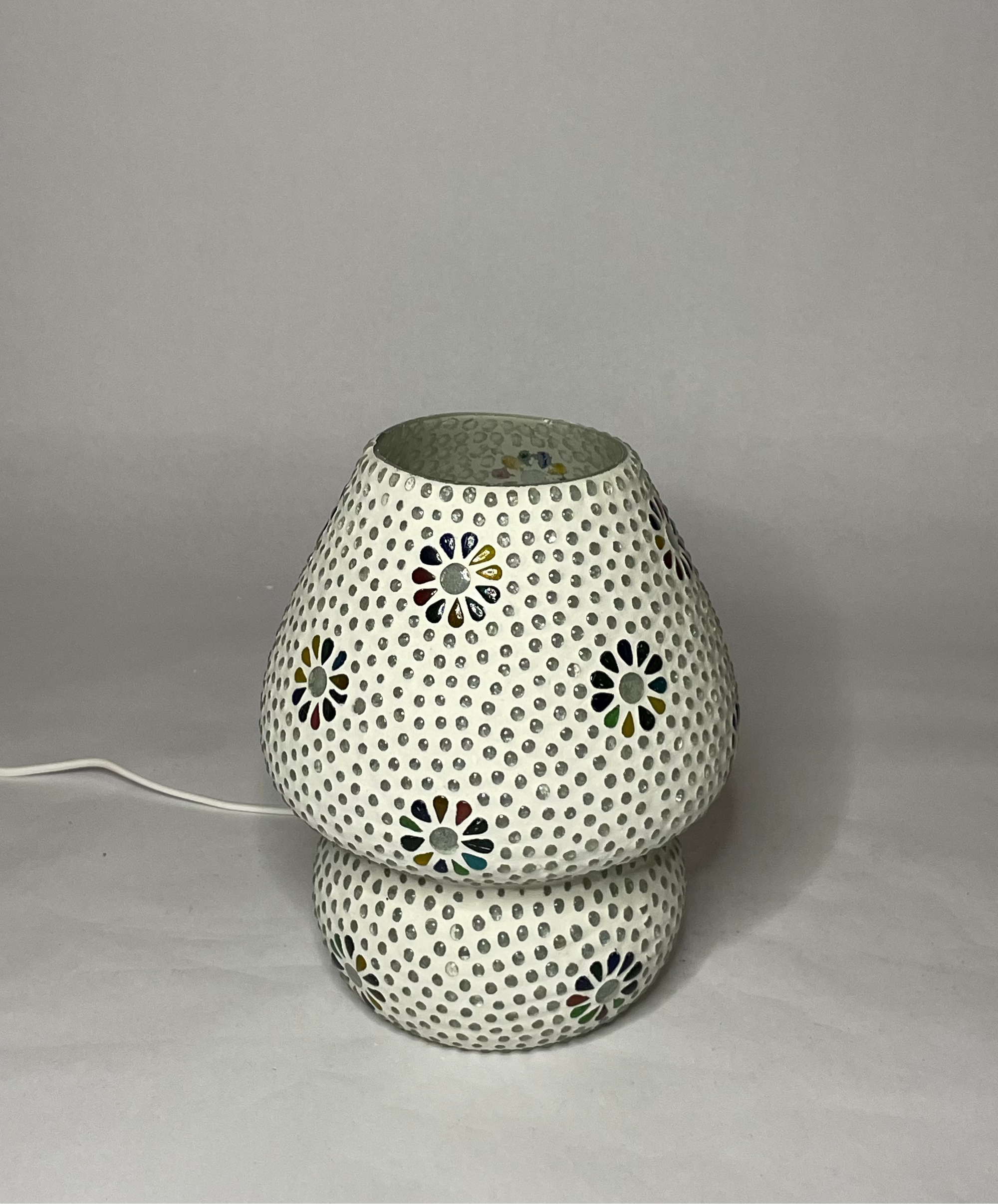 Handgefertigte Glasmosaik-Tischlampe Black Daisy – Pilz